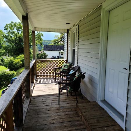 The Dragon'S Den 5 Bedroom House 1 Mile To Main St Tazewell Экстерьер фото